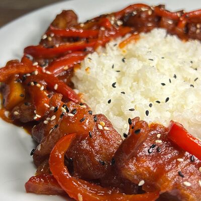 Свинина Габаджоу в кисло-сладком соусе в Камчатка по цене 749 ₽