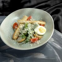 Цезарь с куриным филе в Барон