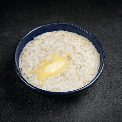 Овсяная каша на молоке в Tehnikum по цене 450 ₽