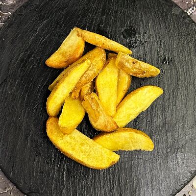 Картофельные дольки в Рива Рум лаунж бар по цене 275 ₽