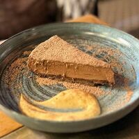 Шоколадный чизкейк в Caffe 47