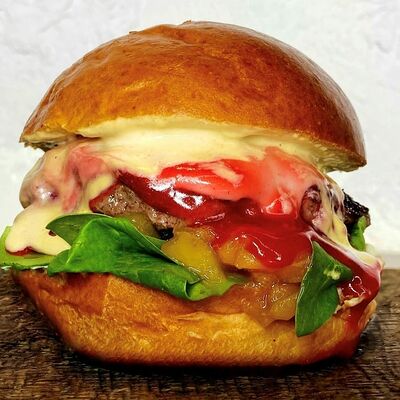 Бургер с грушей 310гр в Choppers по цене 670 ₽