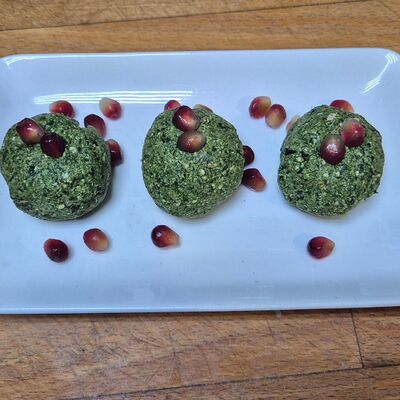 Зеленое лобио с орехами в Хинкальная по цене 500 ₽