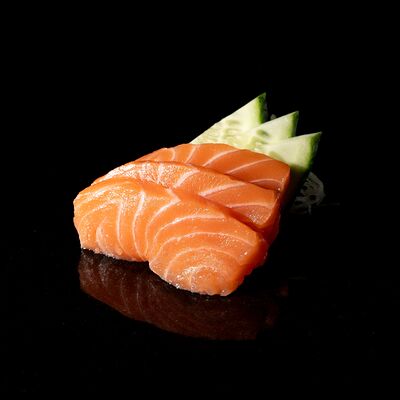 Лосось в МОМО по цене 1800 ₽