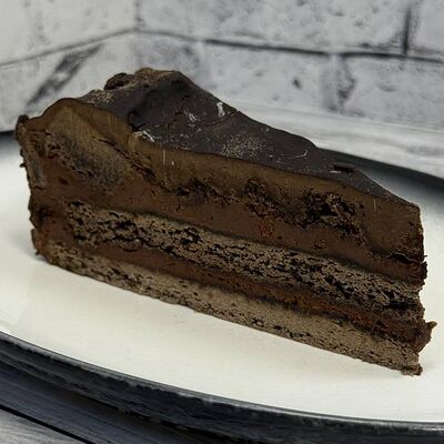 Торт Три Шоколадав Лацио пицца по цене 490 ₽