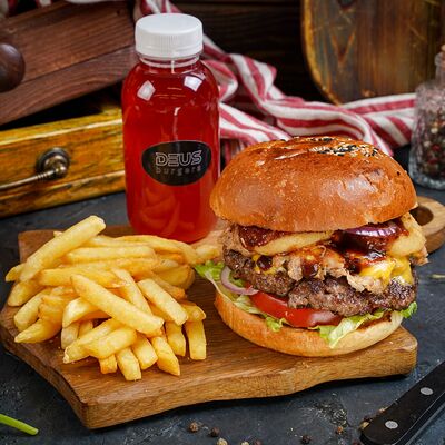 Комбо Deus в Deus Burgers по цене 960 ₽