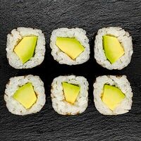 Ролл с авокадо в CHEFSUSHI