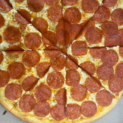 Пицца Пепперонив Eurasiafood по цене 1070 ₽