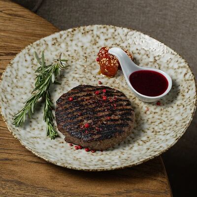 Котлета БарТо с соусом из брусники в БарТо по цене 1437 ₽