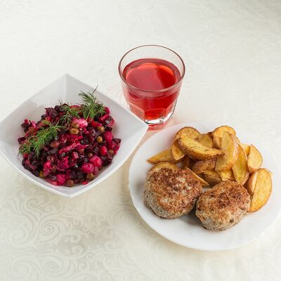 Ланч №15 в Римские каникулы по цене 370 ₽