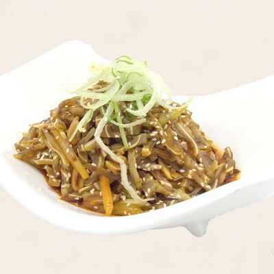 Нежные свиные ушки в остром масле в Золотая панда по цене 1172 ₽