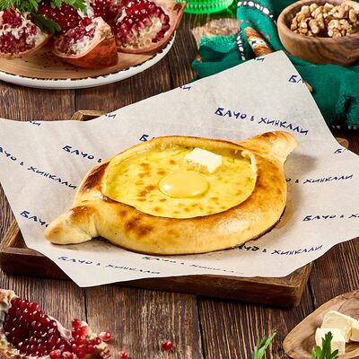 Хачапури по-Аджарски в Бачо&хинкали по цене 458 ₽