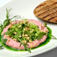 Мусс из лосося с ржаными тостами в Cafeshion