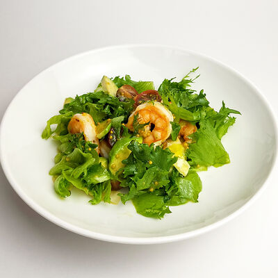 Салат Креветки и авокадо в Атмосфера по цене 830 ₽