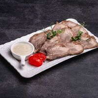 Говяжий язык с хреном в Tefsi