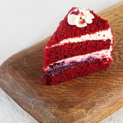 Торт Красный бархат в Эклер по цене 330 ₽