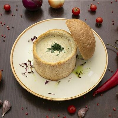 Крем-суп грибной Я в Пражский по цене 570 ₽