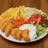 Шаверма с креветками на тарелке в Elmans Doner