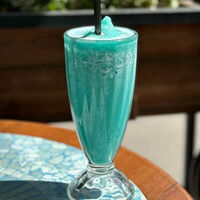 Смузи Голубые Гавайи в Mon Baton