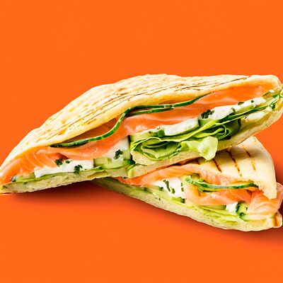 Сэндвич с семгой в Молния по цене 4300 ₸