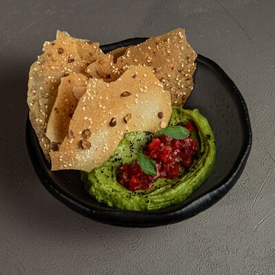 Гуакамоле в Kano по цене 870 ₽
