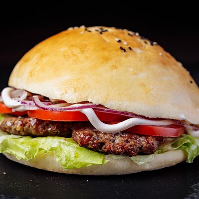 Кефте Экмек Говядина в Meat Feast по цене 920 ₽