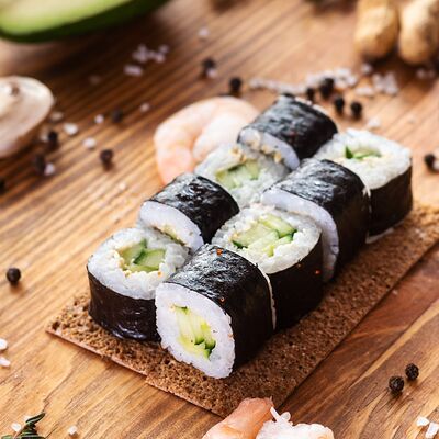 Ролл с огурцом в Адельфия по цене 190 ₽