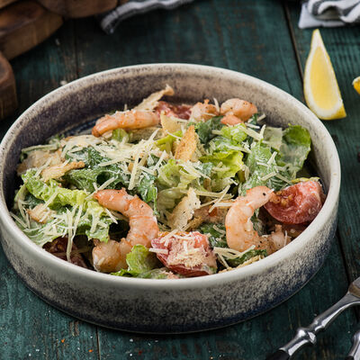 Салат Цезарь с креветками в ЛарисуВаннуХочу по цене 540