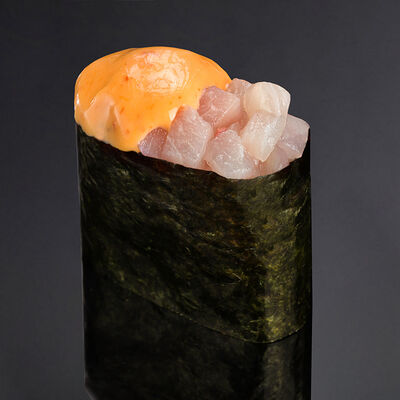 Спайси-Шима-Аджи (японская ставрида) в Bluefin по цене 870 ₽