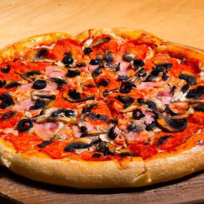 Пицца Манхэттенв Co.mein по цене 860 ₽