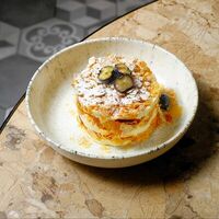 Мильфей со свежими ягодами в Чизерия Восточный