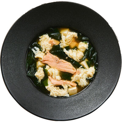 Кимчи суп с лососем в МАМАСУШИПИЦЦА по цене 531 ₽