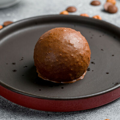 Десерт Роше в Может суши? по цене 439 ₽