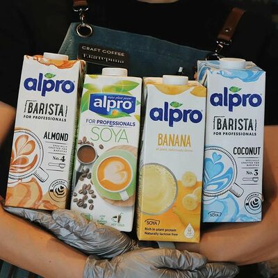 Альтернативное молоко Alpro в Coffee & Ko по цене 399 ₽