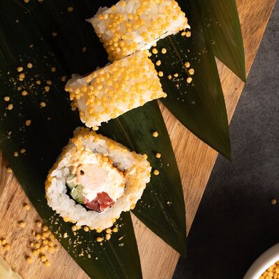 Криспи том ям в Гордый лосось по цене 840 ₽