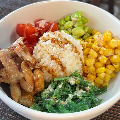 Поке с курицей в Bao Bao Лапша по цене 620 ₽