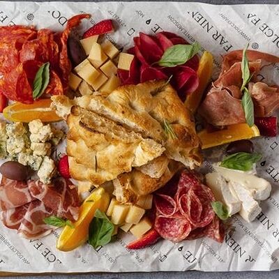 Итальянские деликатесы в Dolce Far Niente по цене 2800 ₽