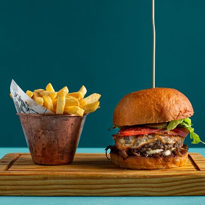 Бургер Matteos (The Jamies Italian Burger) в Matteos по цене 990 ₽