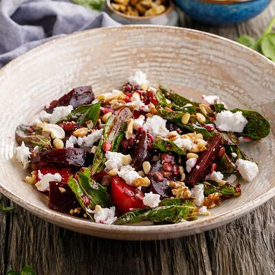 Салат со свеклой и чечевицей в Маймун по цене 390