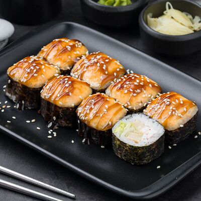 Ролл Запеченный с крабом и омлетом в Рыба закусывала по цене 389 ₽