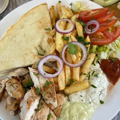 Гирос порция Свинина в МангалРум по цене 665 ₽