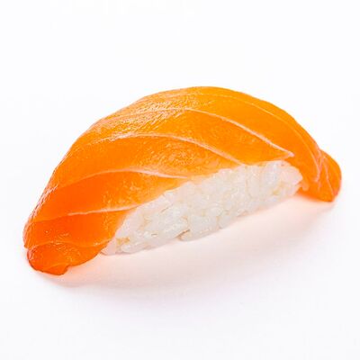 Суши с лососем в Фиш таун по цене 187 ₽