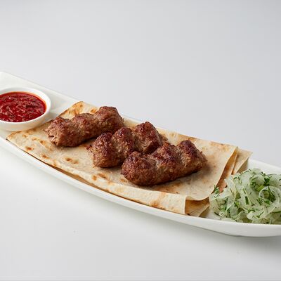 Люля-кебаб из говядины в Кафе МилАриЯ по цене 884 ₽