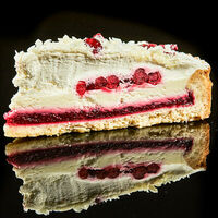 Торт Брусника с кремом в WokPho