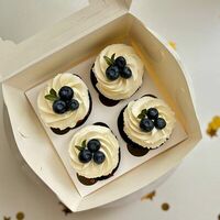 Набор капкейков с голубикой 4 шт. в MCakes - торты и десерты