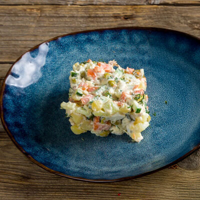 Салат Оливьев Духанъ Алаверды по цене 460 ₽