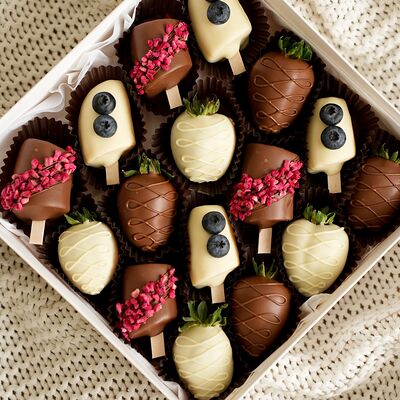 Набор клубники и бананов в шоколаде № 80 в SOK - клубника в шоколаде по цене 3990 ₽