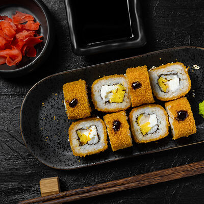 Ролл Катана темпурный в PANDA SUSHI по цене 459 ₽