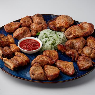 Сет из свинины в Кафе МилАриЯ по цене 4537 ₽