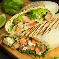 Шаурма с курицей в Black coffee & GRILL na Avtozavode